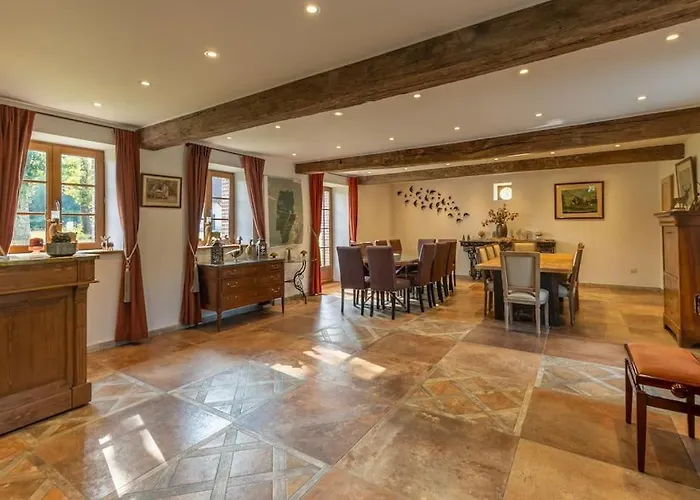 Villa's met privézwembad in Bourges