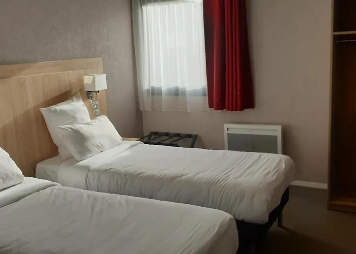La Ferte-Bernard Hotels