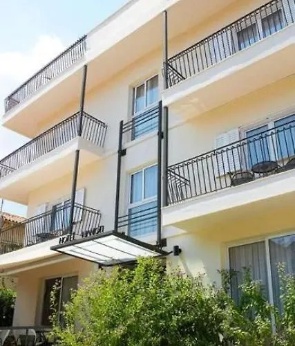 Hanioti Hotels
