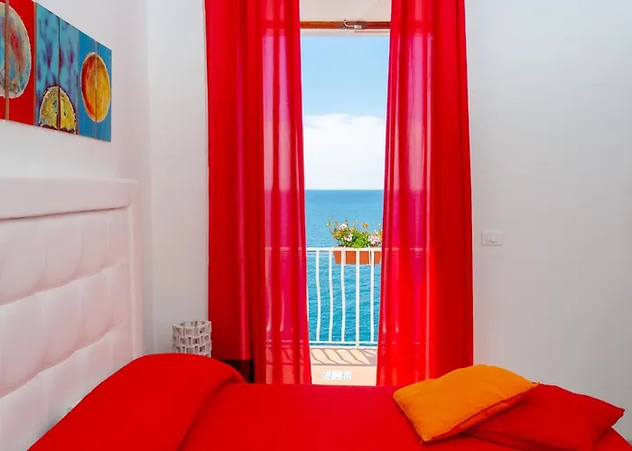 Amalfi Beach hotels