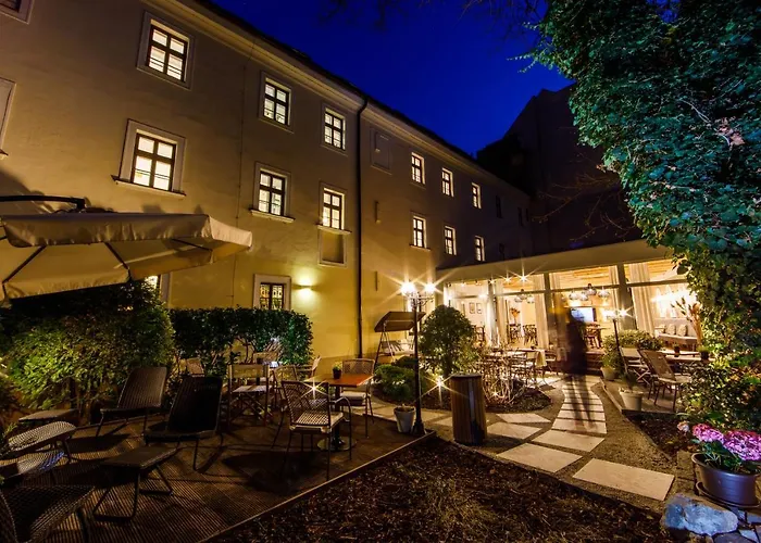 Beigli Hotel & Garden