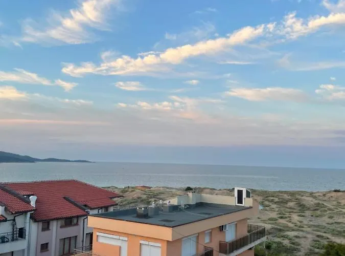 Hotel Eco Palace