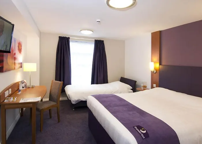 Premier Inn Falkirk East