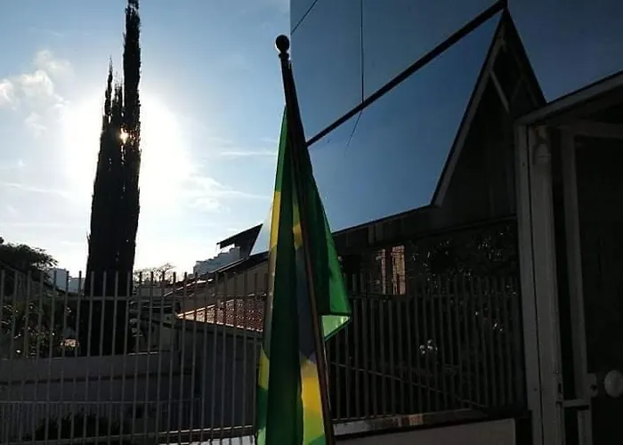 Hotéis perto de 