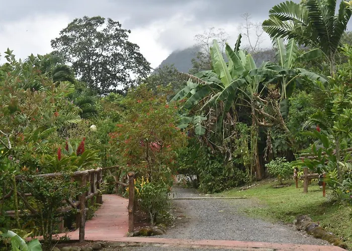 La Fortuna Hotels With Jacuzzi in Room