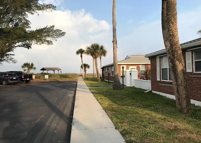 Beachfront Venice Villa
