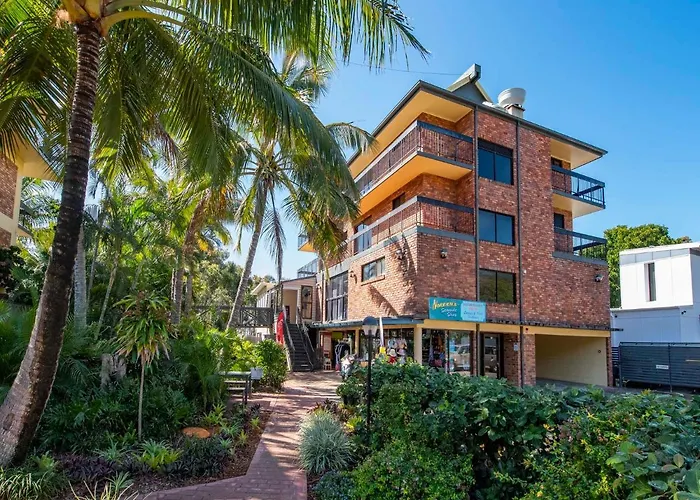 Point Lookout Hotels