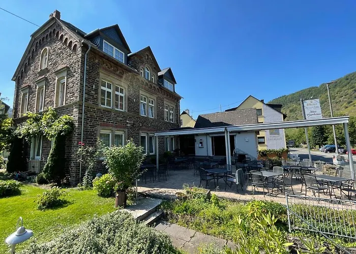 Hotels in Ernst