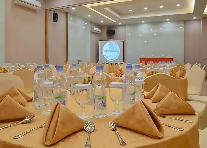 Padang Sidempuan Hotels