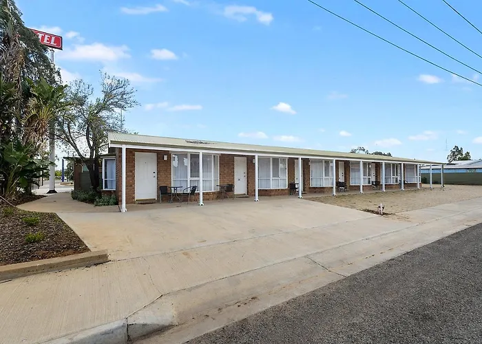 Orroroo Hotels