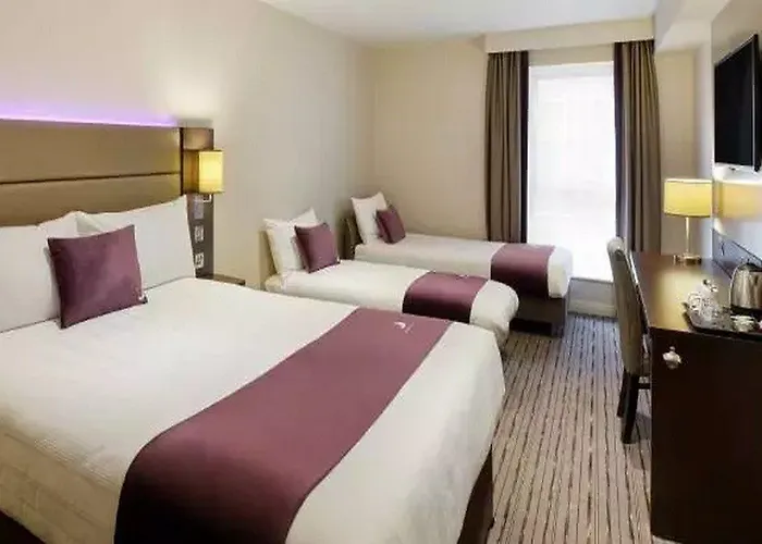 Premier Inn Witney