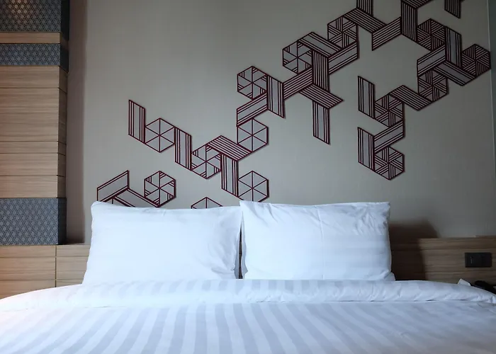 Bangkok hotels near Historical Thai houses