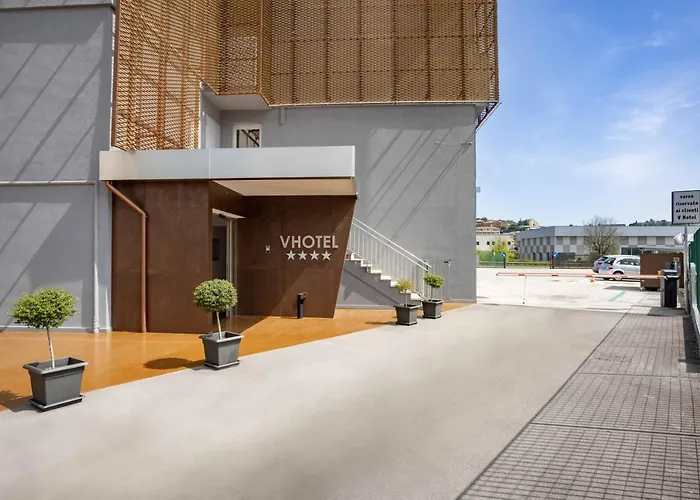 V Hotel