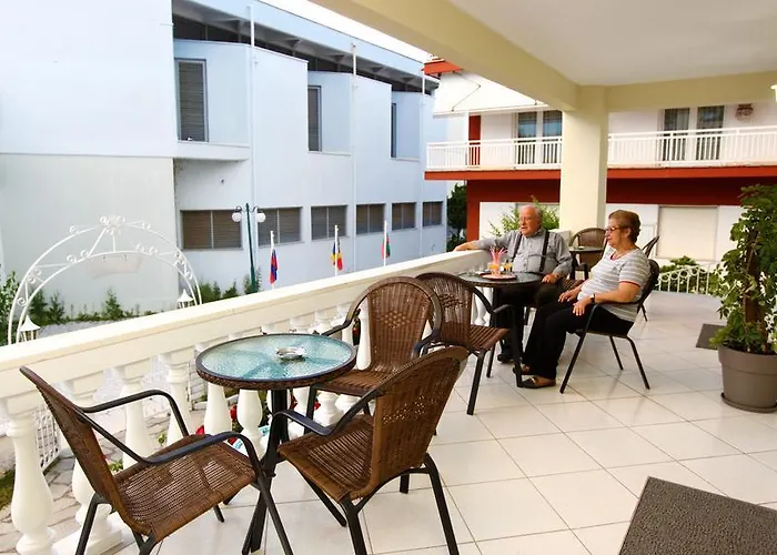 Philoxenia Inn