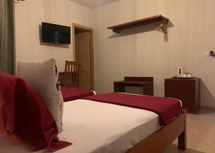 Santa Maria Hotels