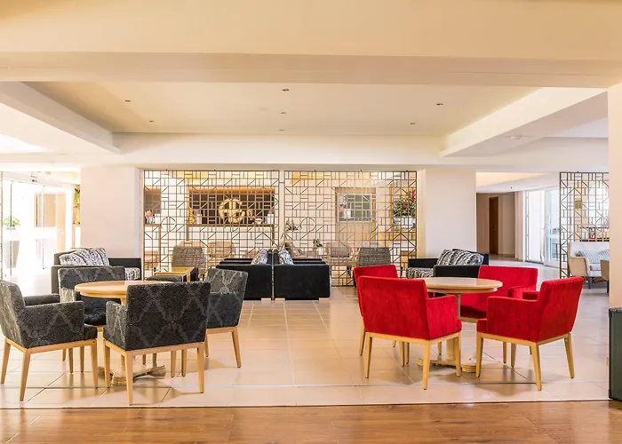 Hotels in Kanoni (Corfu)