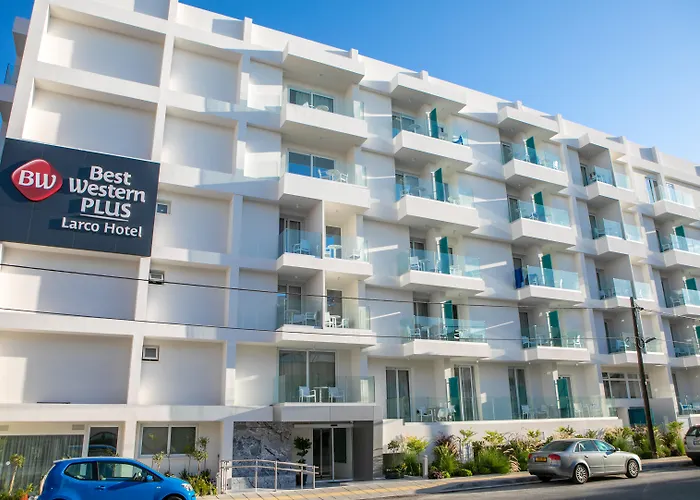 Governors Beach Hotels