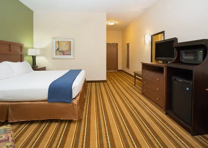 Los Alamos Hotels