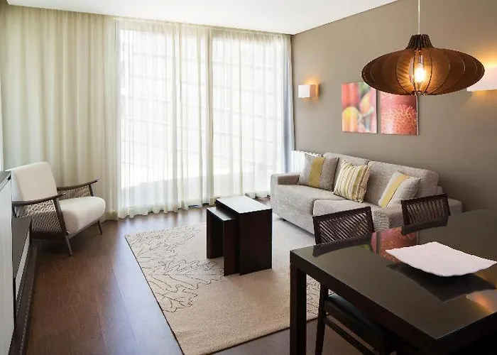 Hotéis de praia em Monchique