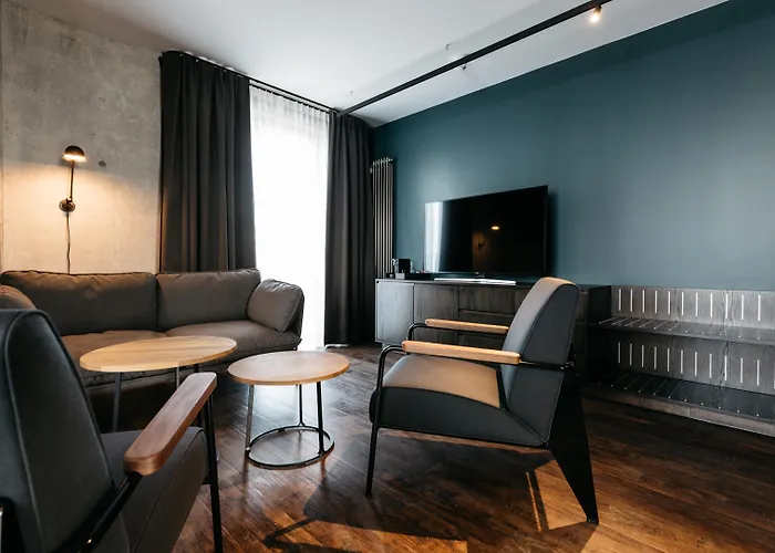Exeter Hotel