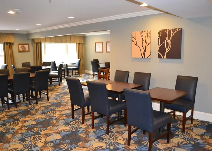 Merrimack Hotels