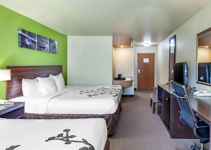 Hewitt Hotels