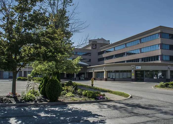 Fort Erie Hotels