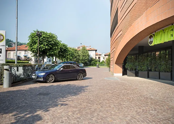 Hotels in Como
