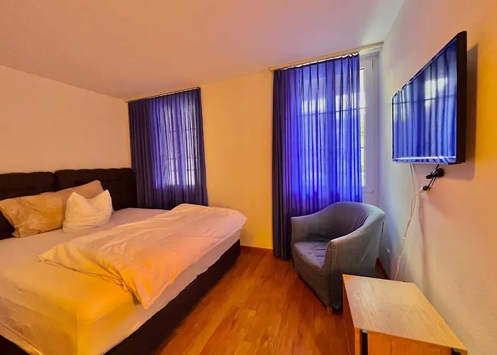 Hotels in Hinwil