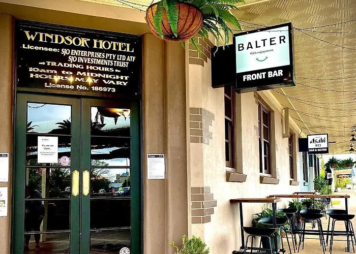 Hotels in Miles