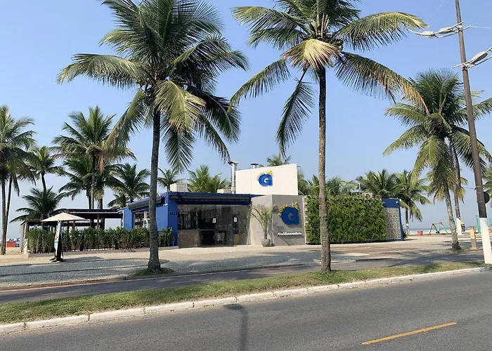 APARTAMENTO NA PRAIA GRANDE A 200 MÉTROS DA PRAIA, CONFORTÁVEL ESPAÇOSO WIFI 350 Mega TV Claro, ÓTIMA LOCALIZAÇÃO