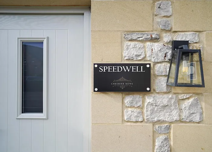 Cheshire Mews