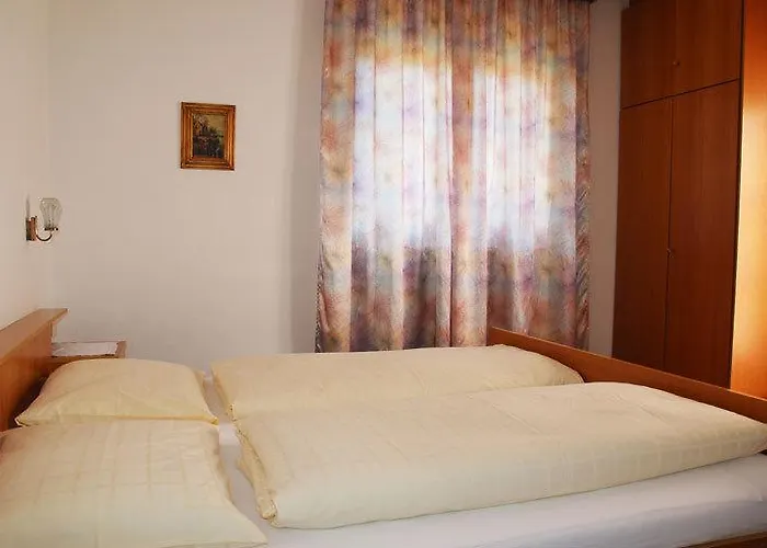 Hotel vicino a 