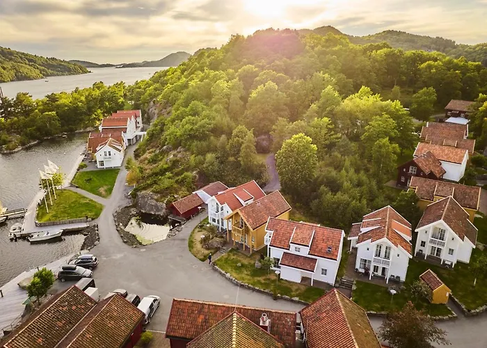 Farsund Hotels