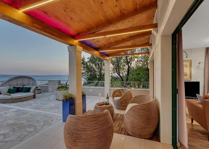 Familienvillen in Makarska