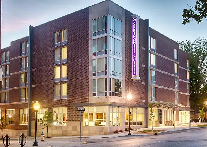 Bloomington hotels near Indiana University