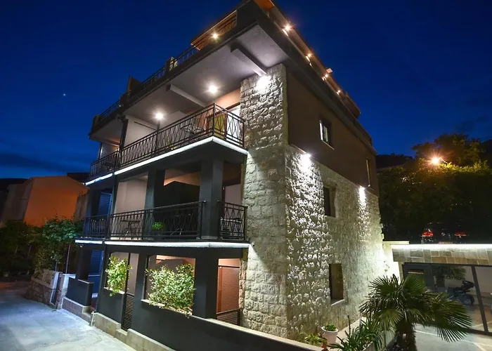 Hotels mit Whirlpool in Budva