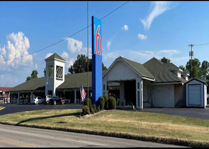 Sallisaw Hotels