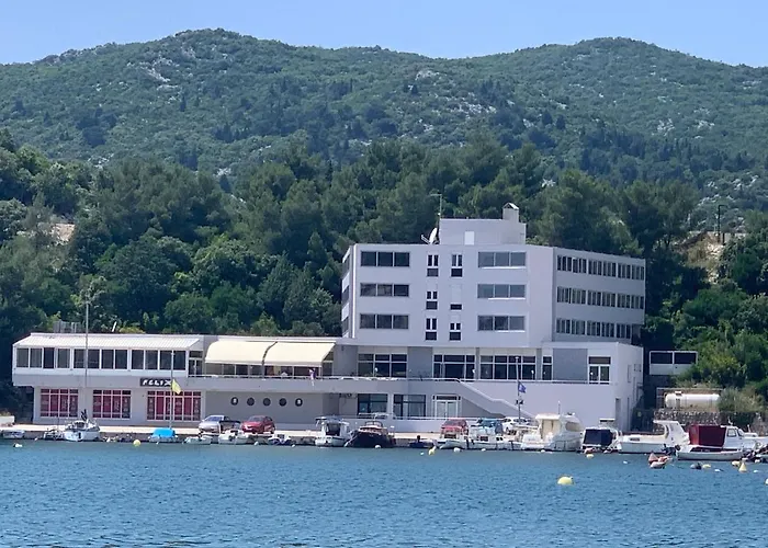 Hotels in Ploce (Dubrovnik-Neretva)