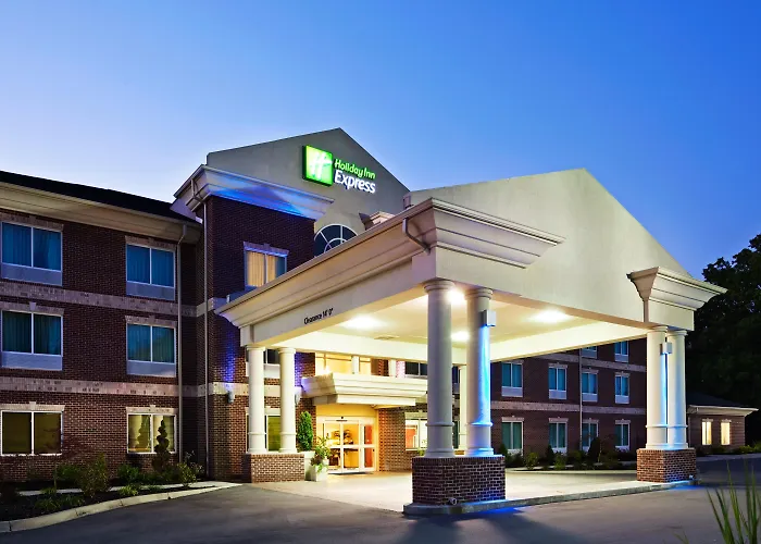 Carrollton Hotels