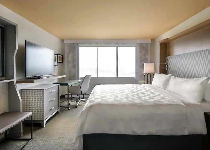 Holiday Inn Montreal Longueuil By Ihg
