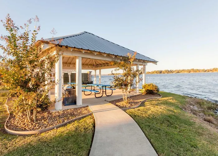 Holiday Inn Club Vacations Piney Shores Resort At Lake Conroe
