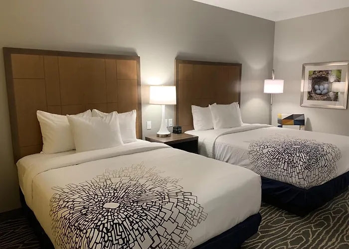 Sylvester Hotels