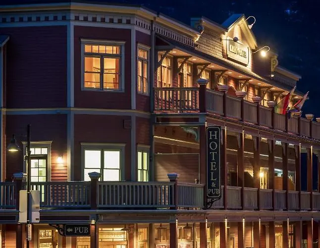 Kaslo Hotel