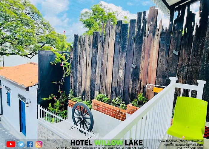 Hotel Willow Lake