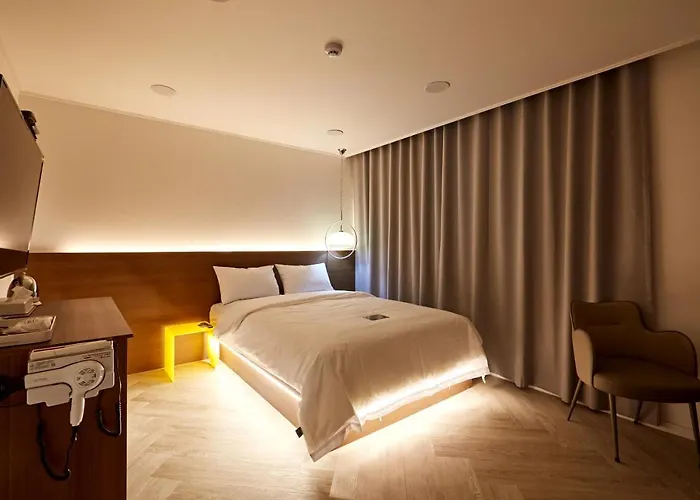 Hotel Sounds
