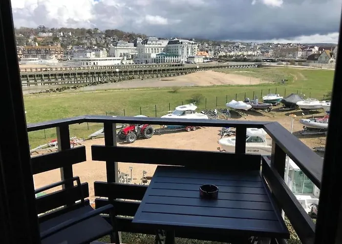 Le Cocooning-Studio Deauville Marina Avec Terrasse Vue Mer Et Plage