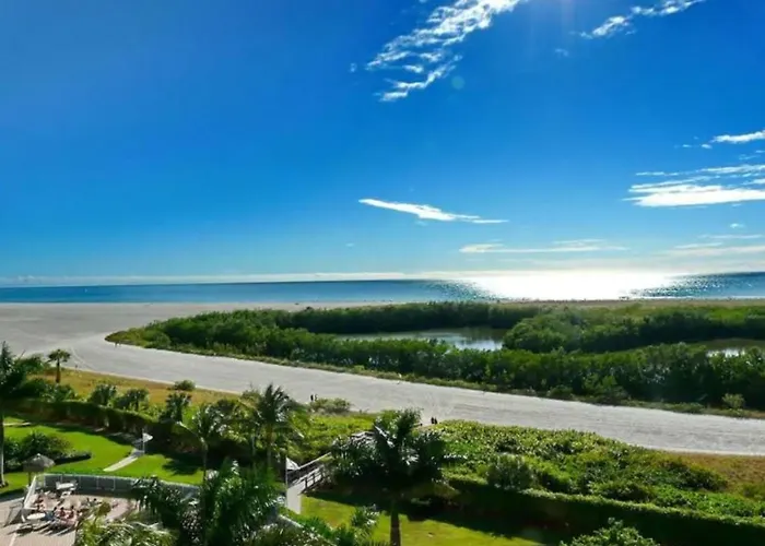 Beachfront South Seas Remodeled Paradise!