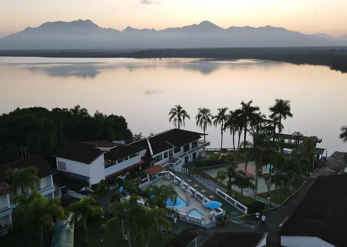 Hotéis de praia de Cananéia