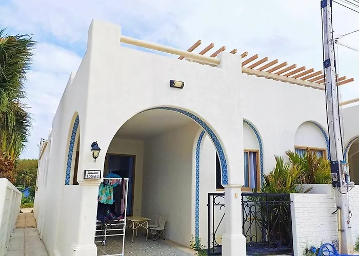 Yamu Pool Villa